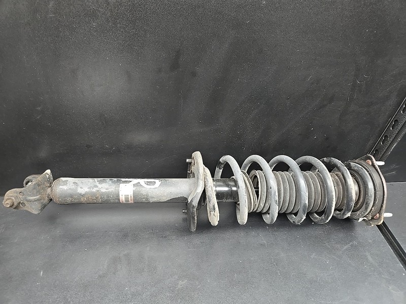 Infiniti M37 11-13 Rear Strut Shock Absorber Right 56210-1MD0D