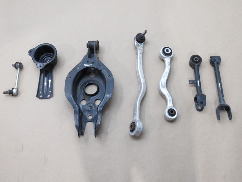 Lexus IS300 2020 Rear Right Suspension Control Arm Bracket Set 7 PCS 14-21 *