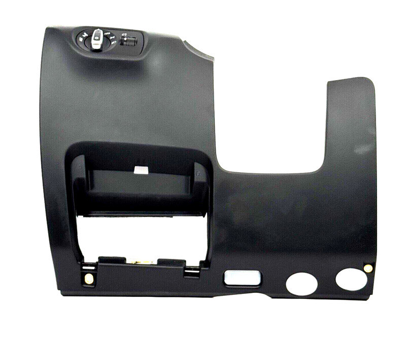 📌 2015-2018 AUDI Q3 LOWER TRIM PANEL W/ LIGHT LAMP 8U1863075E6PS OEM