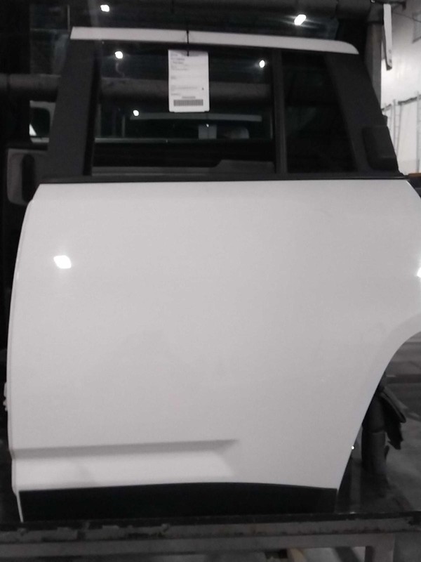 2014 Jeep Compass Left Rear Door White OEM 83386 148k Miles