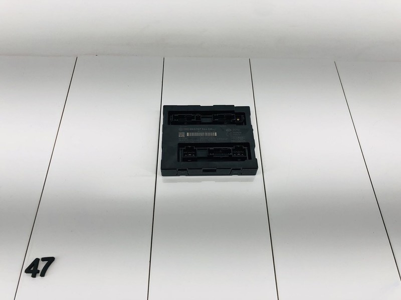 10-14 AUDI A4 QUATTRO 8K BODY CONTROL COMPUTER MODULE BCU BCM OEM