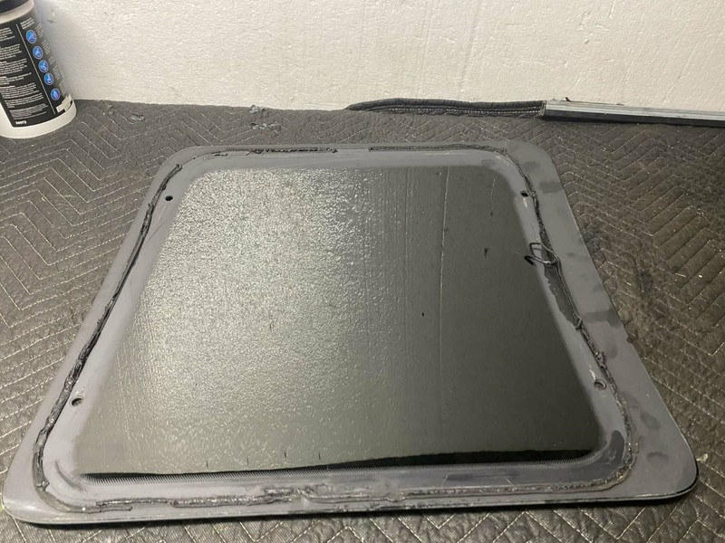 2014 Ford E250 Right Rear Door Glass OEM