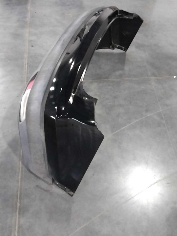2016 Honda Pilot Black Rear Bumper Assembly OEM w/ Park Assist 04715TG7A90