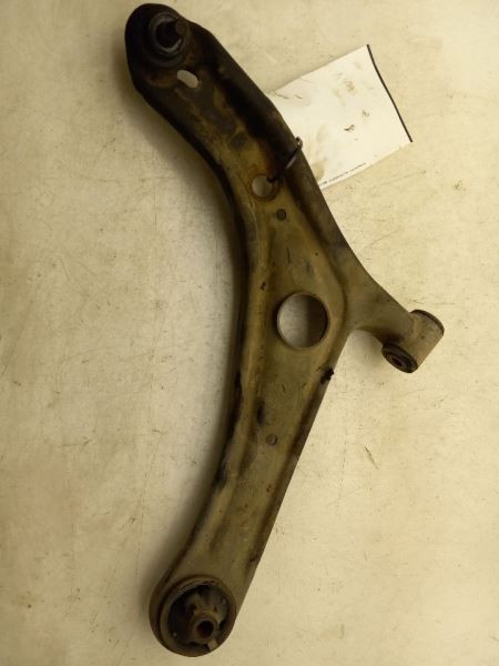 00-03 TOYOTA ECHO 1.5L FWD AT DRIVER SIDE FRONT LOWER CONTROL ARM ASSEMBLY