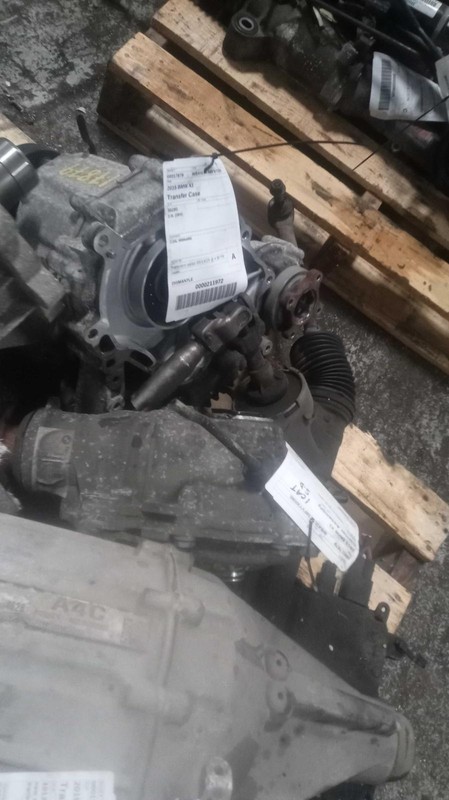 2015 BMW X1 Differential Carrier Assembly OEM 4WD 2.0L 119K Miles Black