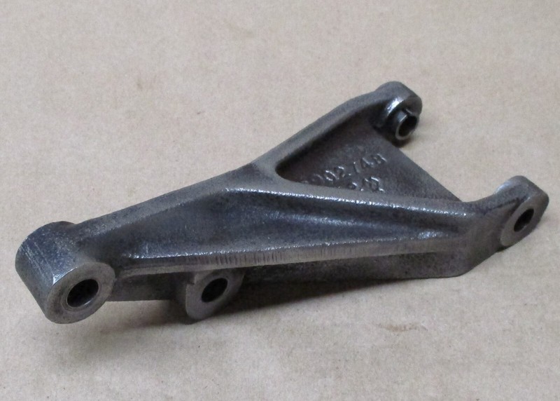 1969-1971 OEM GM CHEVY CHEYENNE A/C ALTERNATOR BRACKET 3902748 C10 C20 K10 K20
