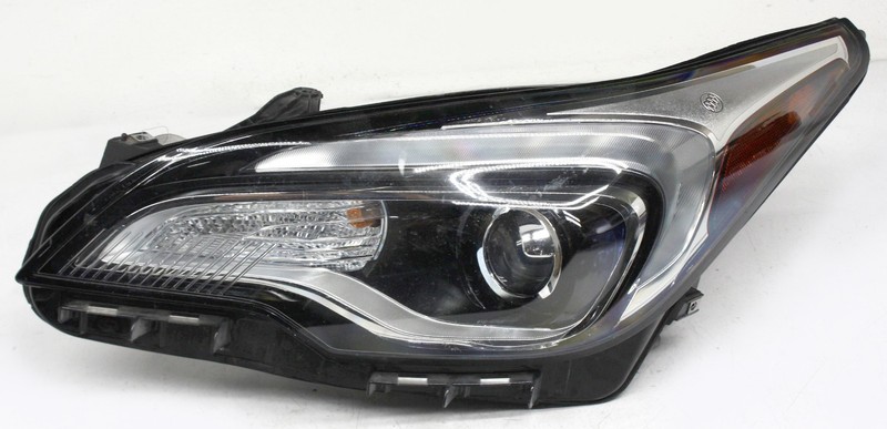 OEM Left Driver Side HID (T4F) Headlamp For Buick Envision 84109277, Visual Flaw