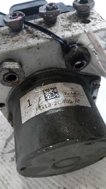 2015 Ford Taurus ABS Pump & Motor Assembly OEM DG132C215BA 103K Miles