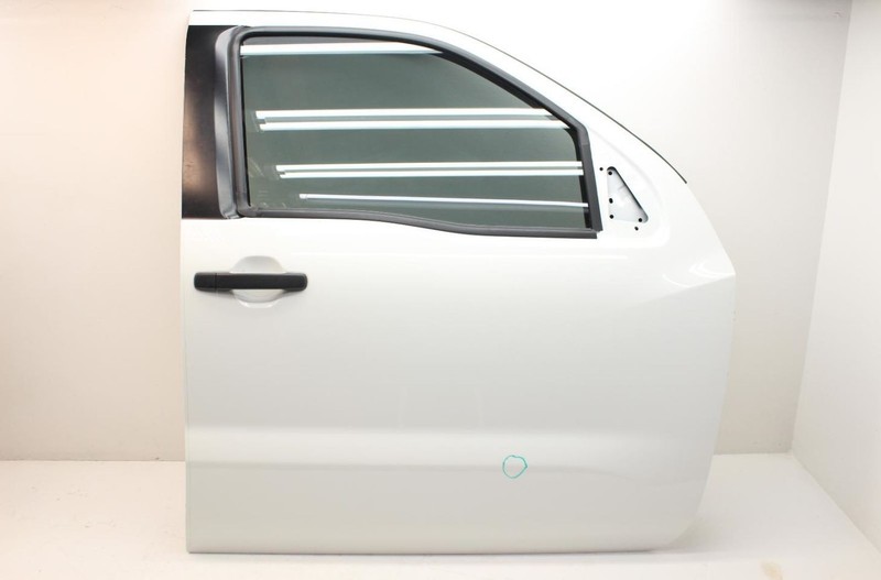 White Passenger Right Front Door Assembly Fits 22-23 FRONTIER