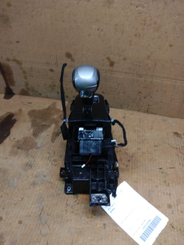 2012 Chevrolet Cruze Automatic Transmission Shift Lever Assembly - Black, Used