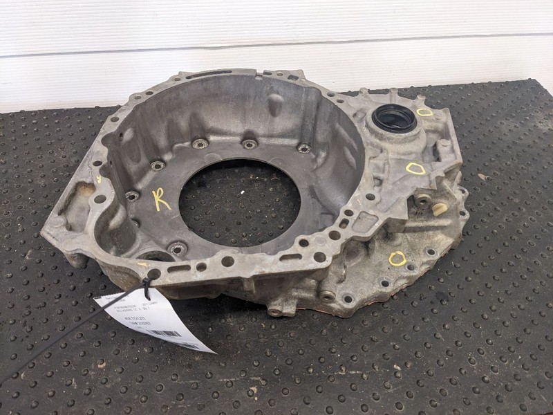2011 Toyota Camry Automatic Transmission Bell Housing 2.5L OEM 1189948