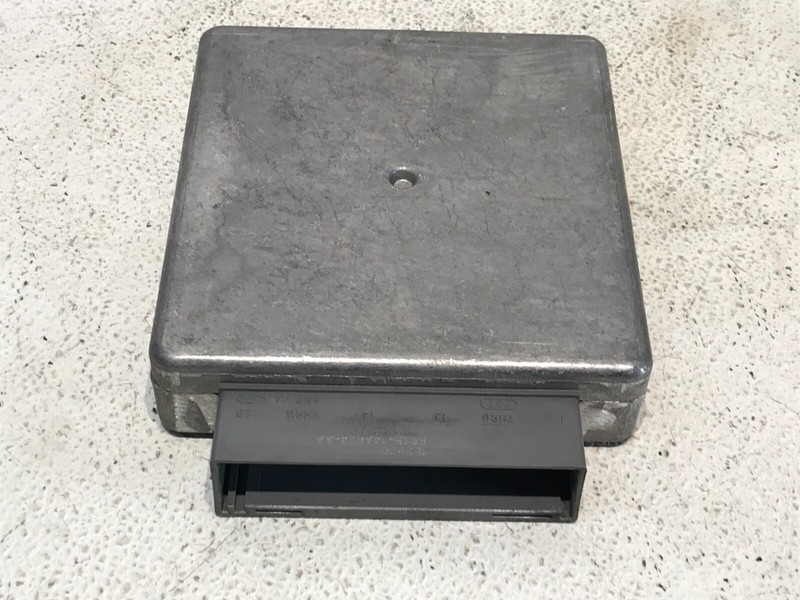 01-02 Ford Crown Vic Grand Marquis ECM ECU Computer Module OEM 1W7A-12A650-DC