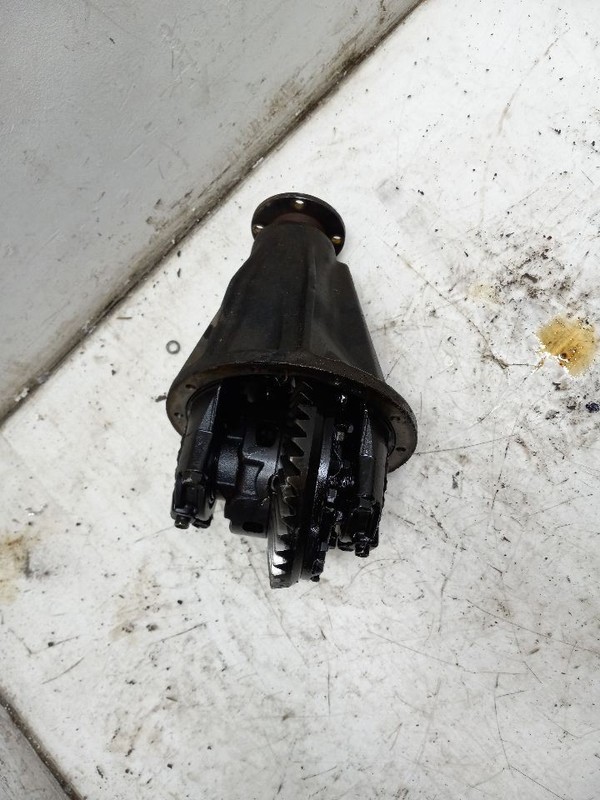 86-91 96-02 TOYOTA TACOMA 3.4L 4.10 GEAR RATIO CARRIER REAR AXLE