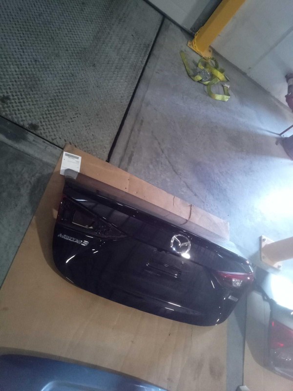 2018 MAZDA 3 OEM Used Deck Lid Trunk Lid B45B513F0C 57000 Miles
