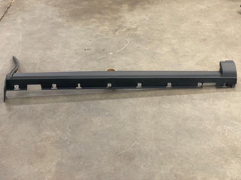 2021-2024 FORD BRONCO SPORT RIGHT PASSENGER SIDE SKIRT ROCKER PANEL OEM LOT794