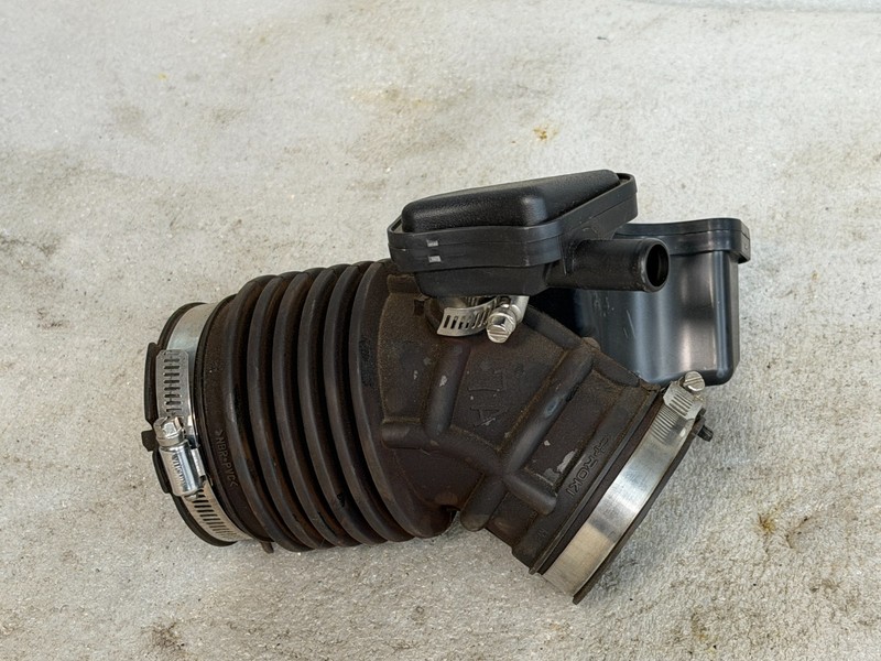 2025 Nissan Altima Air Intake Hose W/Resonator Box OEM #025