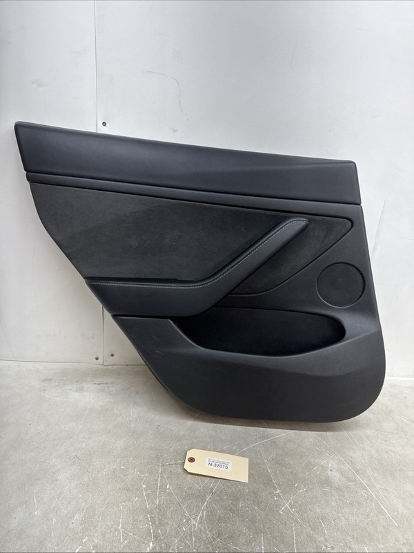 21-22 Tesla Model 3 Rear Driver Side Interior Door Panel Trim Card Assy 37015 C2