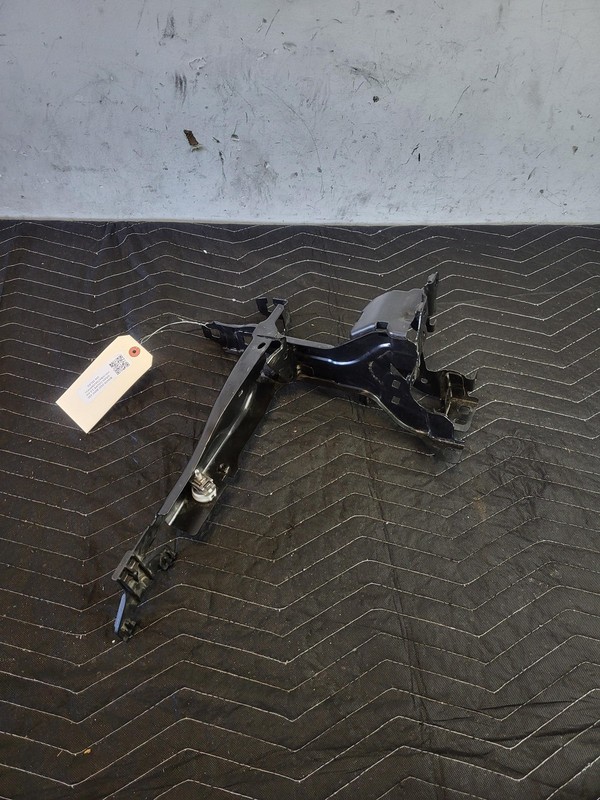 Used Oem BMW Left Front Headlight Support Bracket for 2023-2025 430Xi Gran Coupe