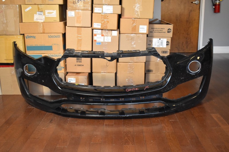 2017-2020 Maserati Levante Front Bumper Cover OEM Original Perfect 2018 2019