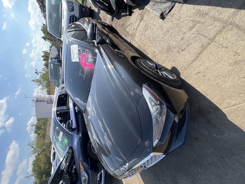 2019 Genesis G70 Steering Knuckle Front Left 3.3L AWD Used OEM 650768 64K