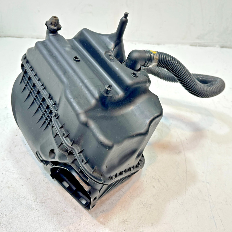 2012-2018 AUDI A6 QUATTRO 3.0L ENGINE AIR CLEANER INTAKE HOUSING FILTER BOX OEM