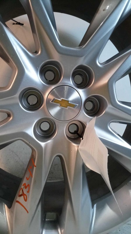 2019 Chevrolet Blazer 20 OEM Wheel Rim Red 10 Spoke 42427611 32K Miles
