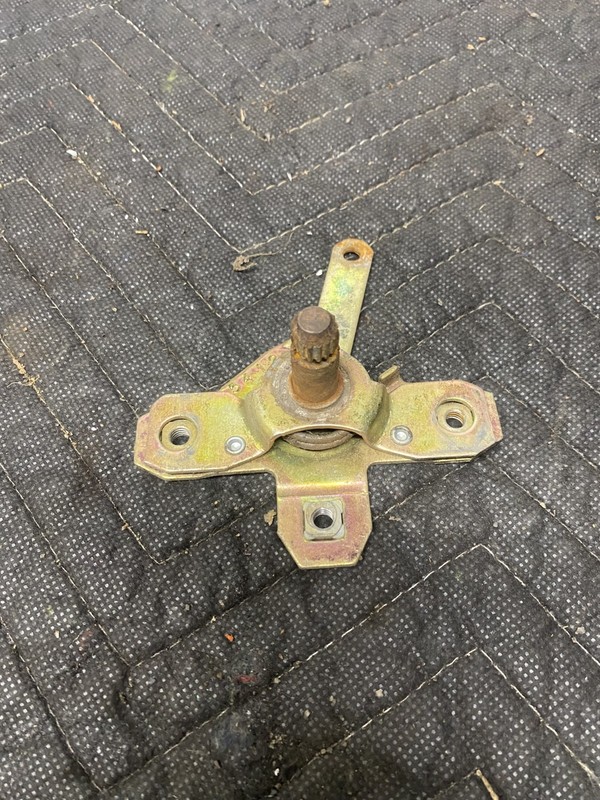 1990 G30 Van Right Front Window Crank
