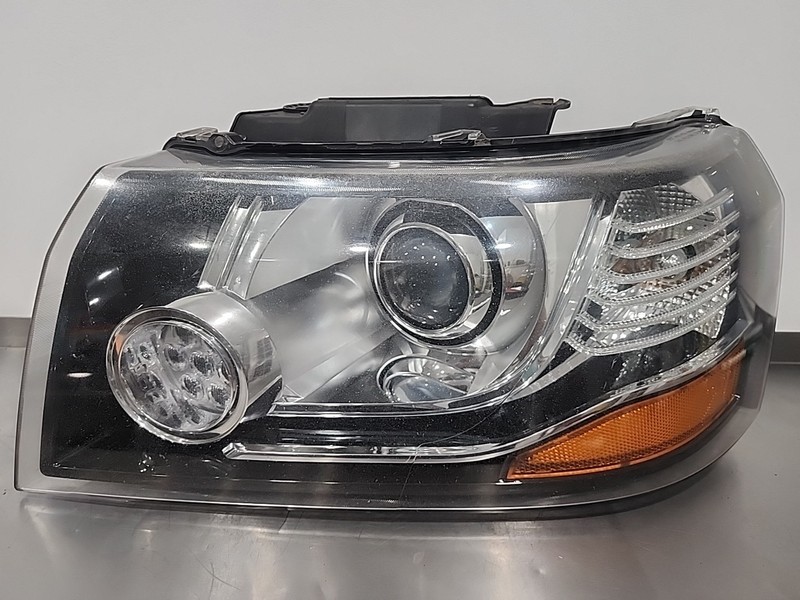 2013 - 2015 Land Rover LR2 Left Driver Side HALOGEN Headlight DH52-13W030 LED
