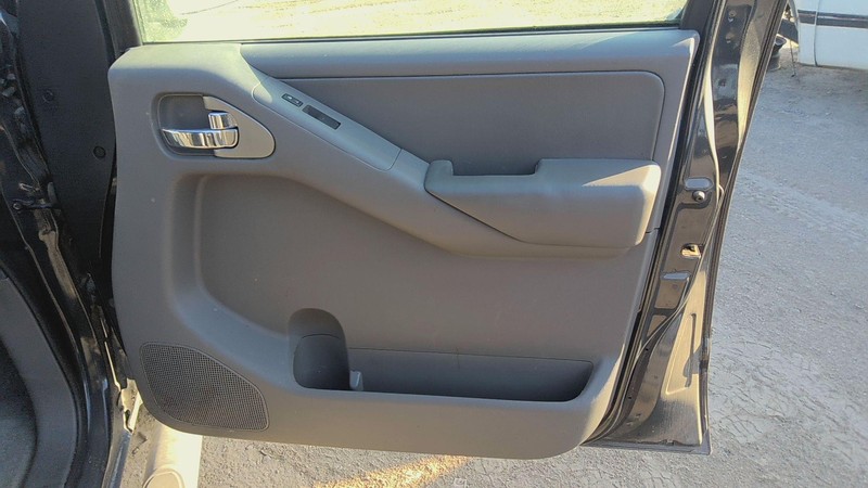 Front Door Trim Panel NISSAN FRONTIER Right 12 11 10 09 08 07 06 05