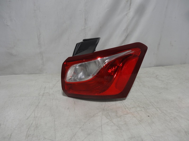 2018-2021 Chevrolet Equinox Right Passenger Side Halogen Tail Light! OEM
