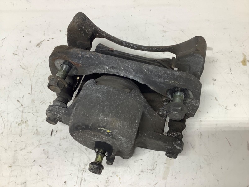 99-04 HONDA ODYSSEY LEFT Driver Caliper Front Complete OEM