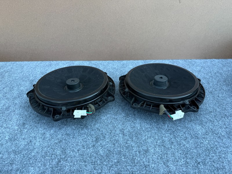 INFINITI G37 2 DOOR 08-16 OEM FRONT LEFT & RIGHT DOOR SPEAKERS SPEAKER BOSE SET