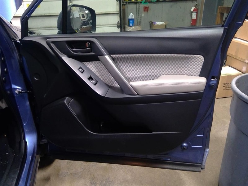 FORESTER2017 Passenger Right Front Door Trim Panel 1761585