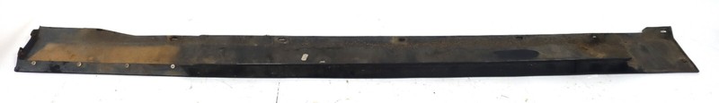 1984-1996 Corvette C4 Black Rocker Panel Cover Passenger Side USEDOEM 10077415