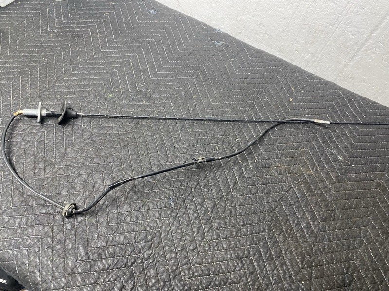 11-16 Ford F-250 Radio Antenna Base and Mast Assembly OEM