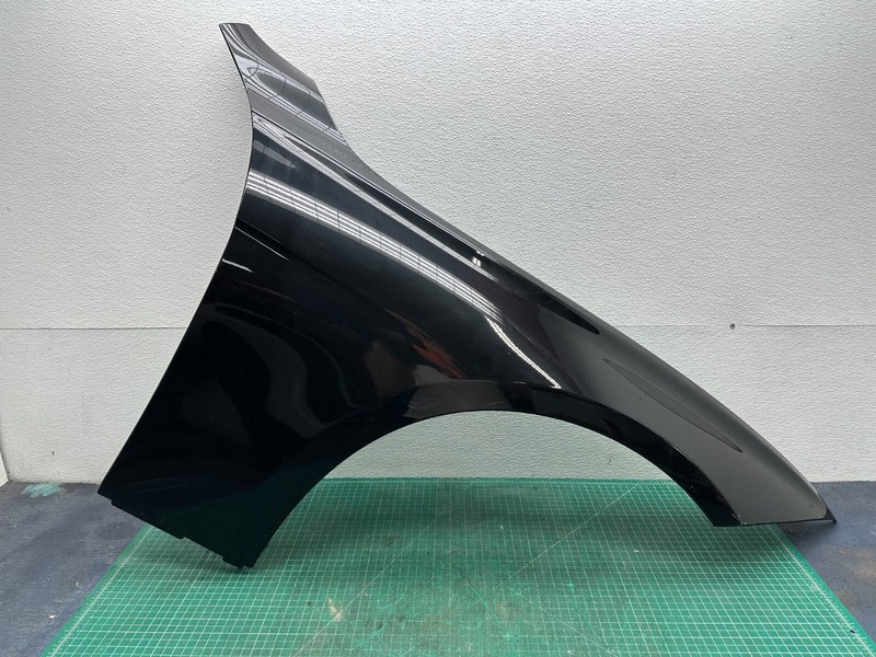12-19 BMW F30 320i 328i 330 FRONT RIGHT PASSENGER SIDE FENDER WING Black 475 OEM
