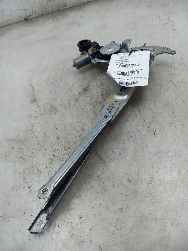 12-22 TOYOTA PRIUS TWO FRONT DRIVER LEFT WINDOW REGULATOR