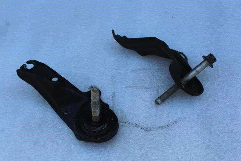 2005 2006 2007 2008 2009 2010 HONDA ODYSSEY FRONT SUSPENSION BRACE BRACKETS