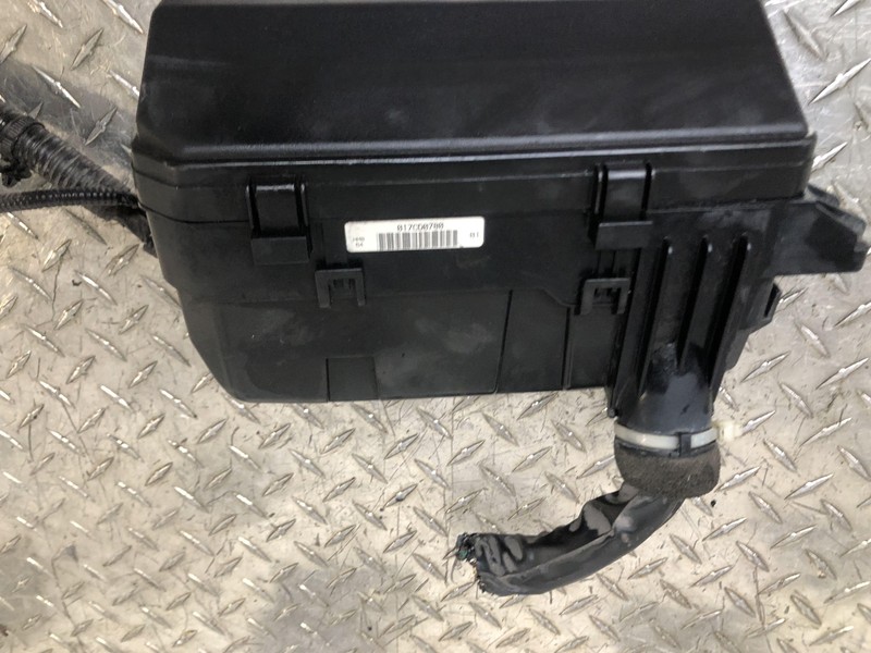 2008-2012 Honda Accord 2.4L Engine Fuse Relay Box Block Compartment OEM