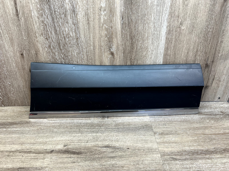 2018-2024 VOLKSWAGEN TIGUAN LH DOOR MOULDING OEM5NL.854.949.K