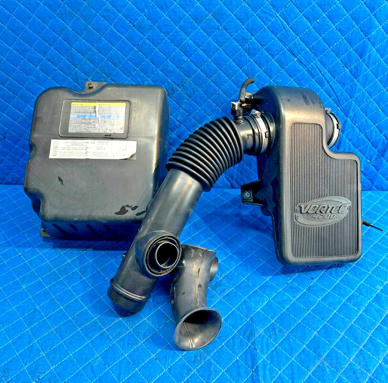2002-2009 GMC ENVOY Air Cleaner Intake-duct Hose Tube EIIQD