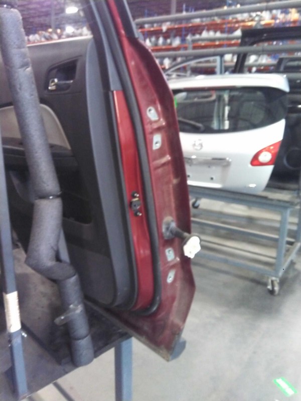 2016 Chevrolet Equinox Left Rear Door Red 4DR SUV OEM 136972 Used 195k Miles