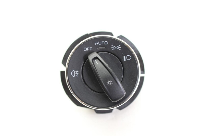 12-16 Porsche 911 Carrera 3.8L Headlight Switch 97061353307