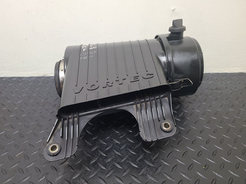 01-02 Chevrolet Express 1500 Van 4.3L Air Cleaner Box OEM 15754209