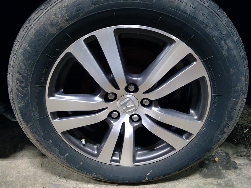 Rim Wheel 18x8 Alloy 5 Double Spoke Factory Installed Fits 16-18 PILOT 1774052