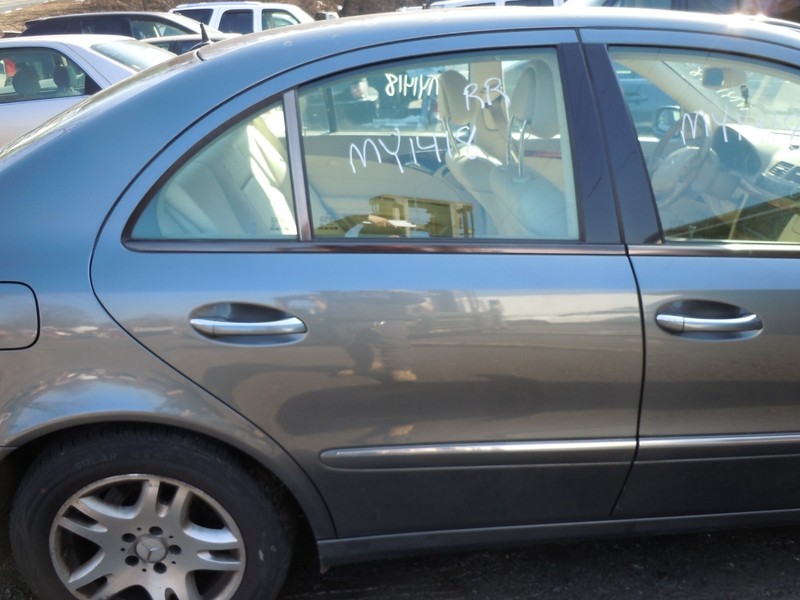 2006-2009 Mercedes-Benz E350 Sedan Rear Door Assembly Passenger Right OEM C368