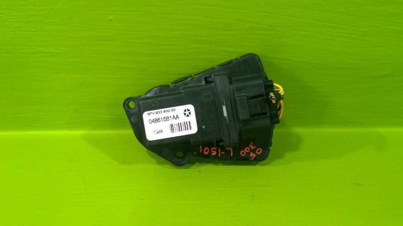 05 06 300 GAS ACCELERATOR THROTTLE SENSOR MODULE OEM 1051-7