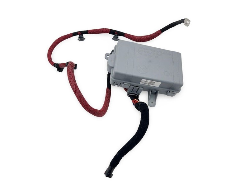 2017-2025 Alfa-romeo Giulia Fuse Relay Junction Block Box
