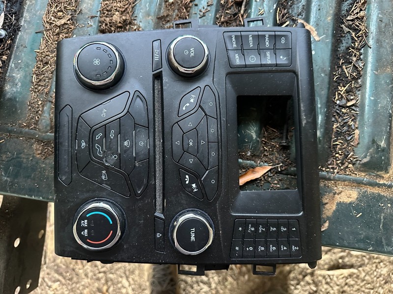 14-15 FORD FUSION ENGINE OEM RADIO STEREO HEATER CONTROL PANEL ES7T-18E243-EB