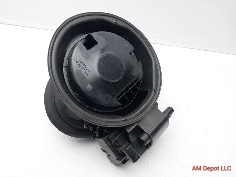 2015 Mini Cooper S F56 Fuel Filler Door Hinge Cover Pot 51177417842, 7347504
